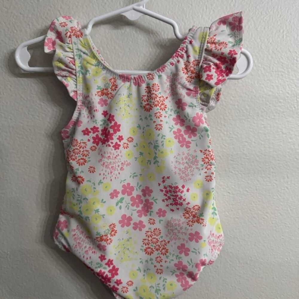 Young-hearts Girl's Swimsuit-one-piece